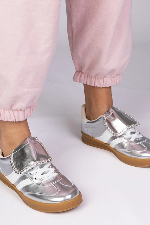 Sudraba sporta sieviešu apavi, „Lukka"