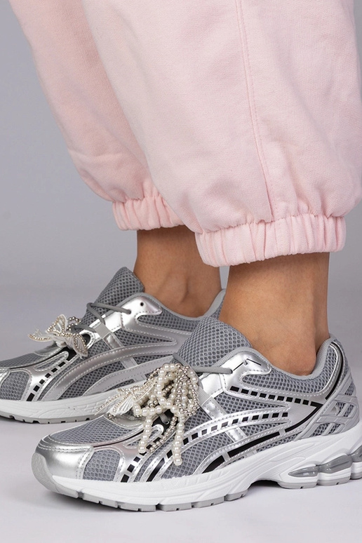 Sudraba sporta kurpes ar noņemamiem...