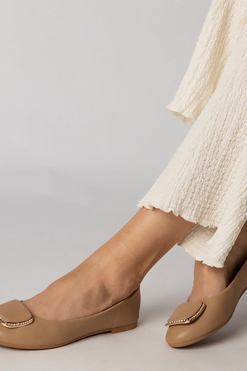 Brūnas sieviešu balerīnas... 2