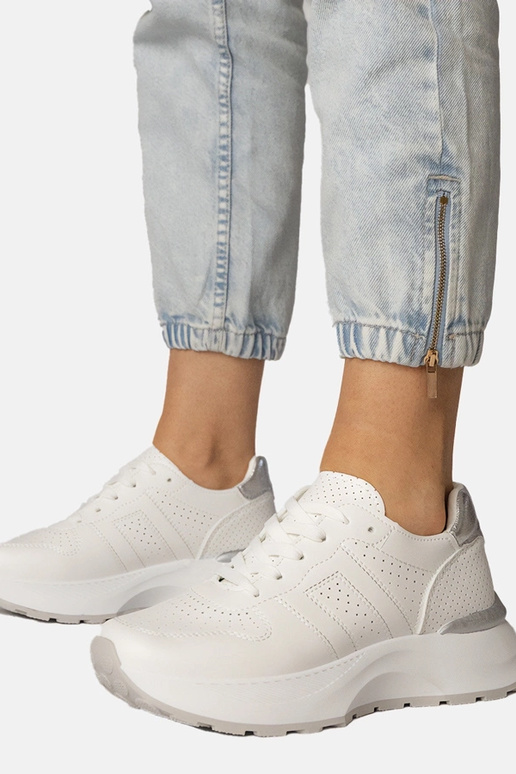 Baldzi sporta apavi ar sudraba...