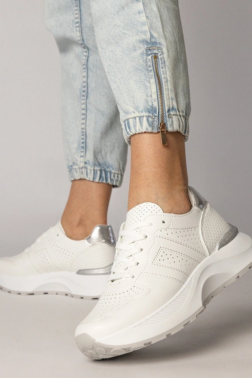 Baldzi sporta apavi ar sudraba...