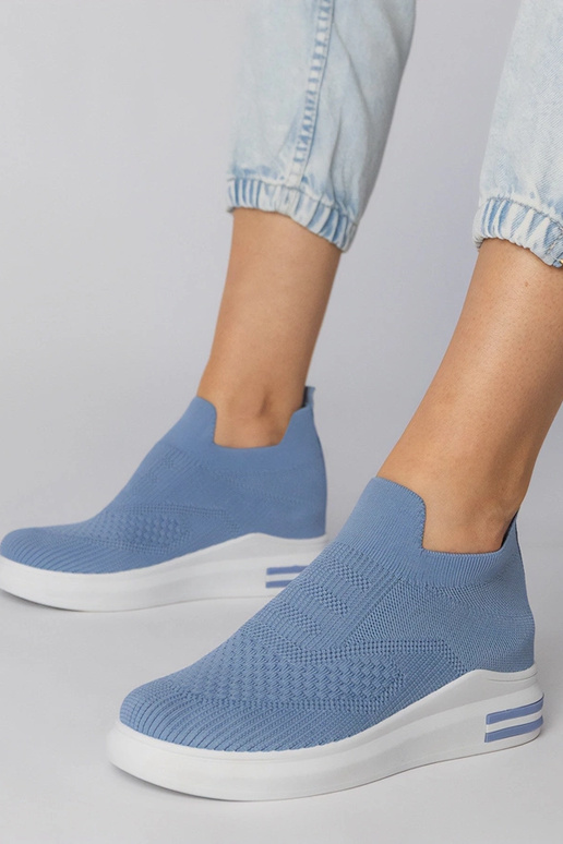 Zili sporta iešļūcenes, „Merinsa"