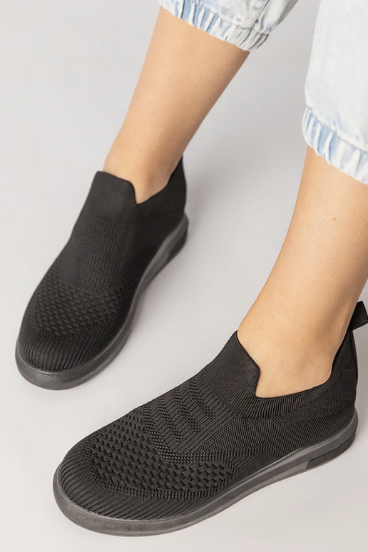 Rudi caurumiņi mokasīni no mākslīgā...