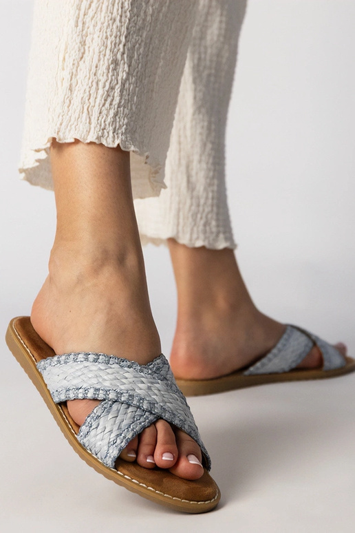 Zilas sieviešu austas čības, „Ellinara"