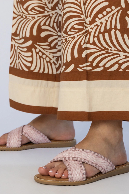 Rozā sieviešu austas čības, „Ellinara"