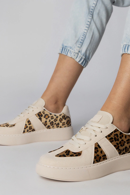 Smilšu-panteru raksta sieviešu sporta...