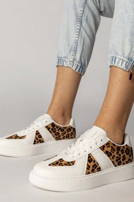 Baltie-panteru raksta sieviešu sporta...