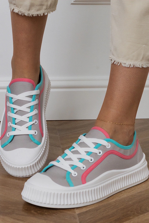 Pelēki sieviešu apavi uz platformas,...