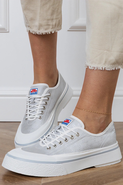 Pelēki sieviešu apavi uz platformas,...