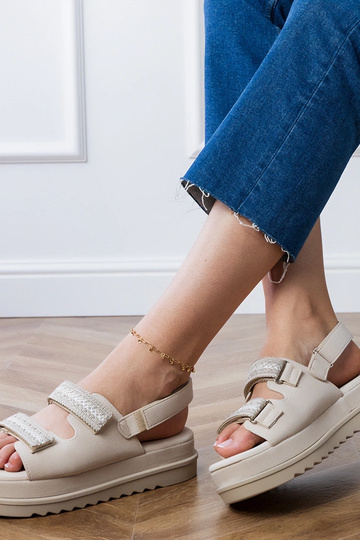 Smilšu krāsas sandales ar... 2