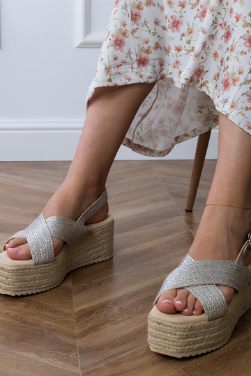Sudraba espadrilles uz platformas ar siksniņiem, „Olisa" 2