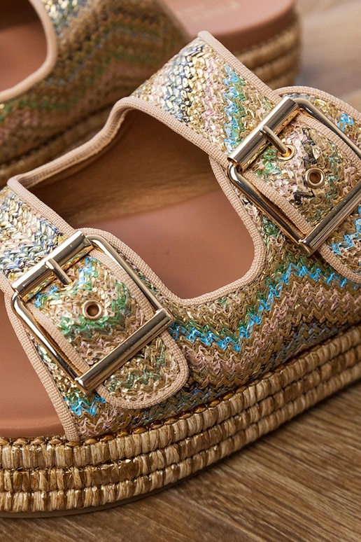 Zelta čības ar sprādzēm uz siksniņām,...