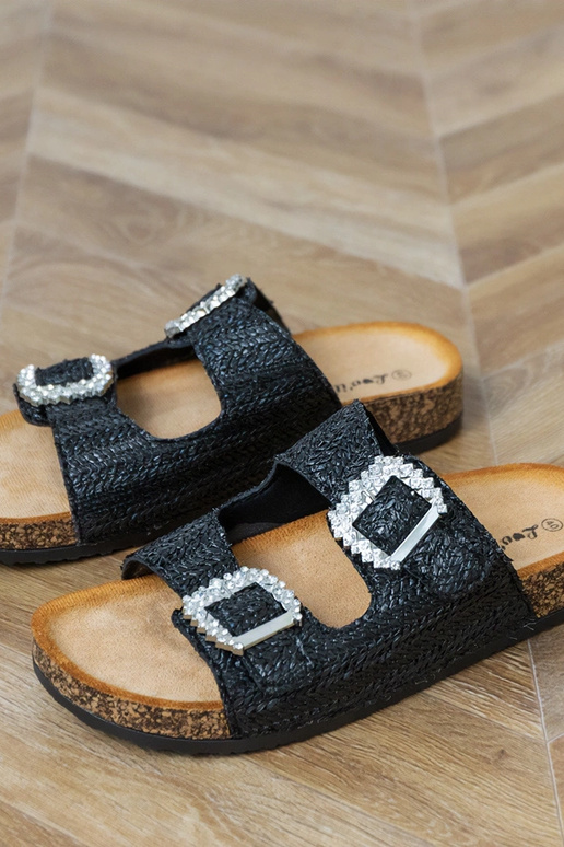 Melni šlepetes uz korķa pamatnes ar...