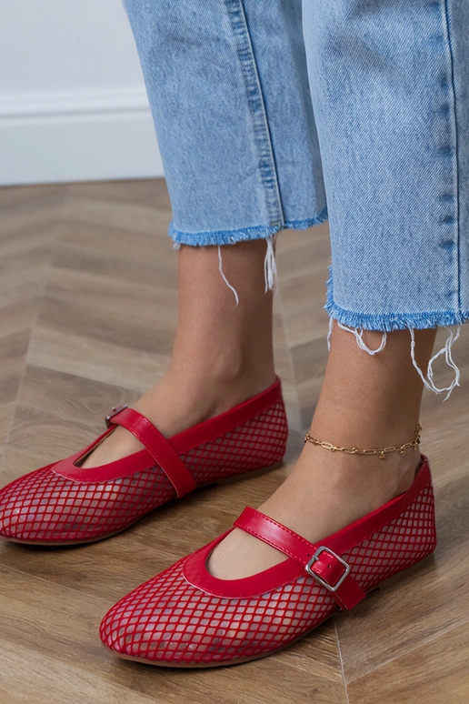 Sarkanas tīkla balerīnas ar sprādzi... Sarkanas tīkla balerīnas ar sprādzi...