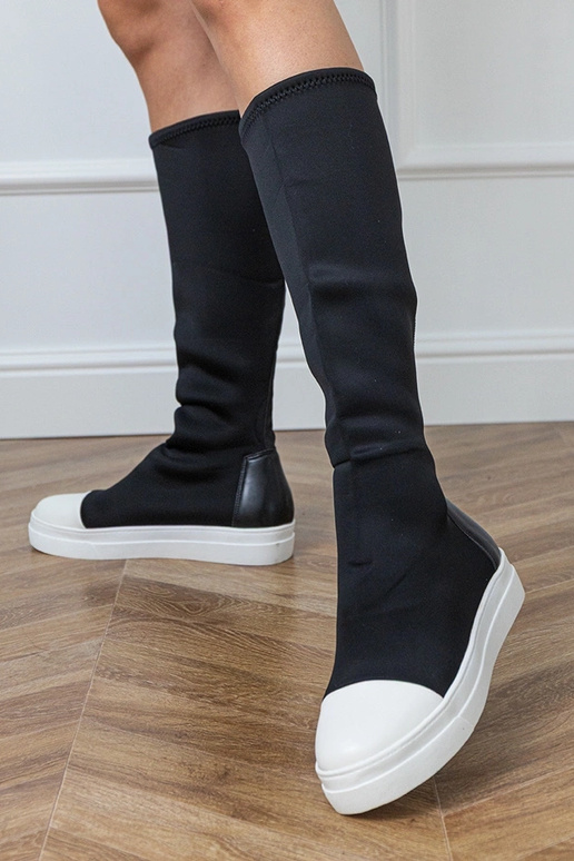 Melnās auduma sporta zābaciņas ar...