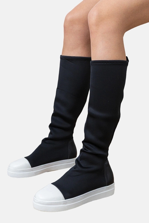 Melnās auduma sporta zābaciņas ar...