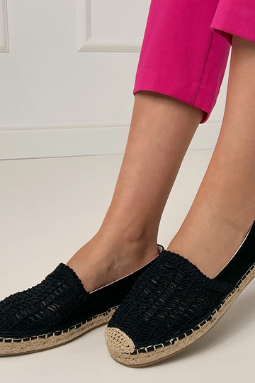 Melnas caurspīdīgas espadrilles uz platformas Plevis 2