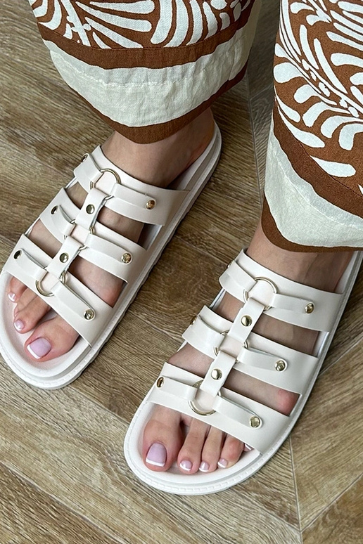 Smilšu krāsas romiešu čības ar...