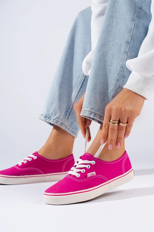 Spilgti rozā krāsa kurpes  Shelovet