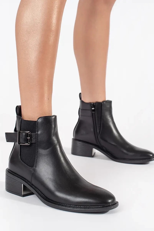 Klasiska modeļa kurpes melnā krāsā ar...