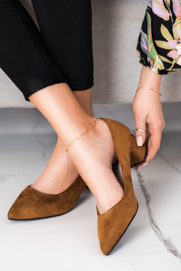 Brūnās čības ar smailu... 2