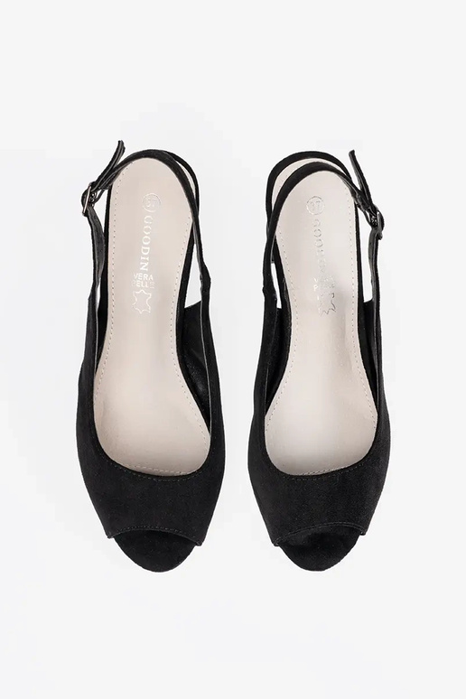 Zomša basušu sandalī ar papēžiem