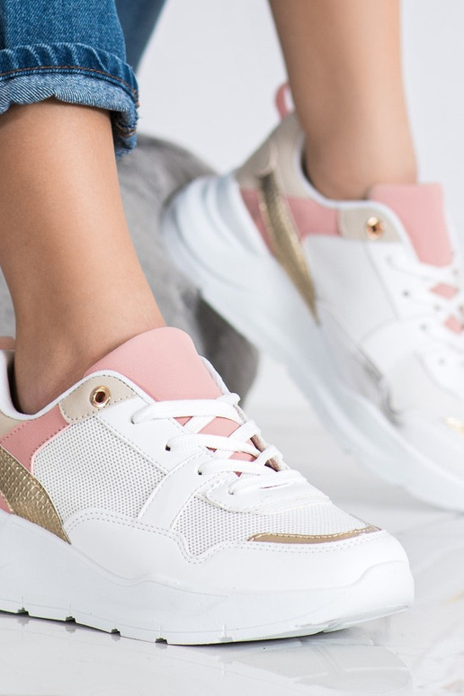 Stilīgasrnas brīvā laika apavi...