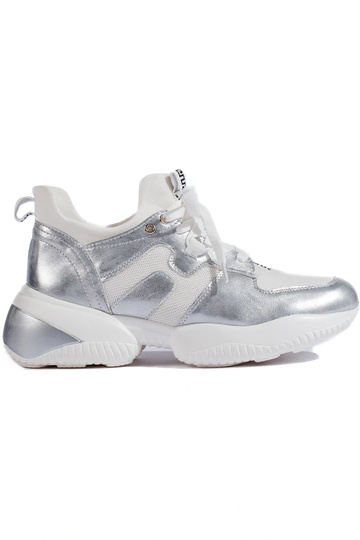 Sudraba krāsas Apavi kedu...