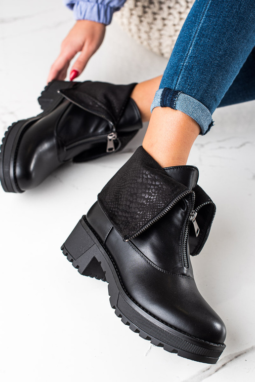 Sieviešu zābaki z InyInijaną... Sieviešu zābaki z InyInijaną...