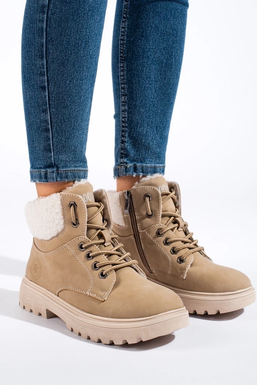 Sieviešu zābaki no eko ādas smilškrāsas Sieviešu zābaki no eko ādas smilškrāsas