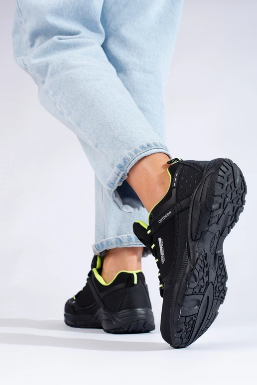 Trekinga apavi DK Melnas krāsas