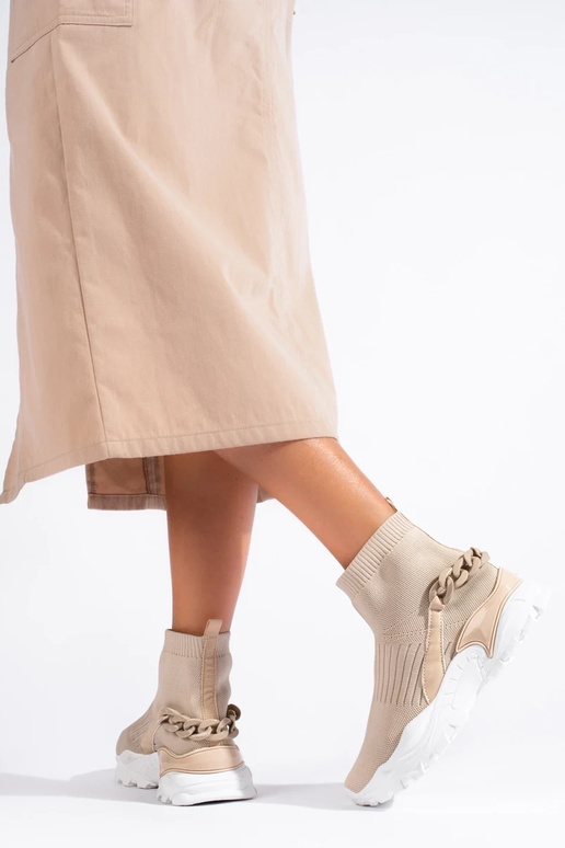 Stilīgasrnas brīvā laika apavi...