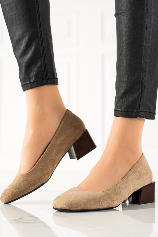 Sergio Leone stilīgi augstpapēžu...