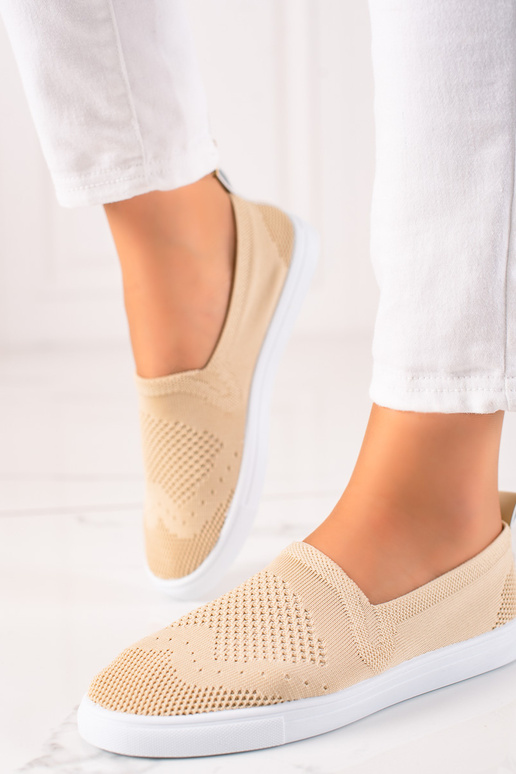 Sieviešu zābaki  Shelovet smilšu krāsas Sieviešu zābaki  Shelovet smilšu krāsas