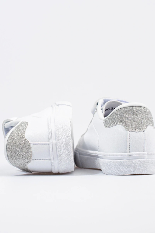 Baltas sporta apavi  Shelovet