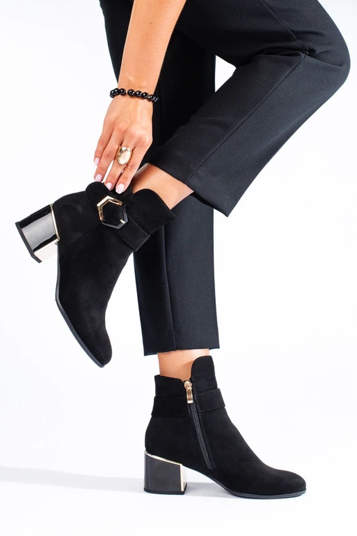 Eleganta stila sieviešu zābaki uz...