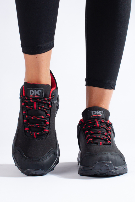 Melni ūdensnecaurlaidīgi trekking...