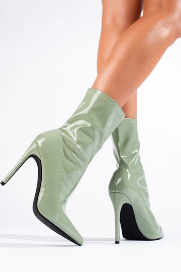 Sieviešu zābaki uz... 2