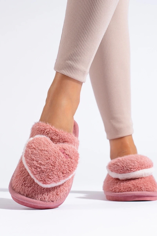 Rozā krāsas čības ar sirdīm Shelovet