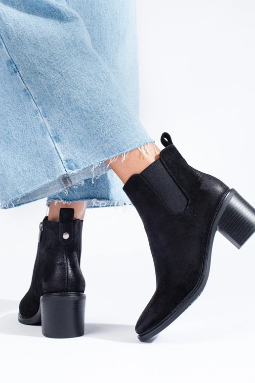 melnas krāsas Sieviešu zābaki uz papēža melnas krāsas Sieviešu zābaki uz papēža