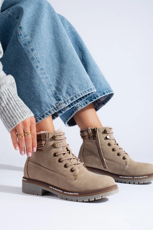 apavi sieviešu smilšu krāsas no eko ādas