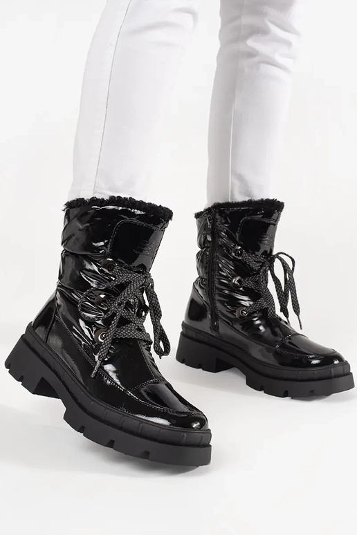 Siltās melnas sieviešu ziemas sniega... Siltās melnas sieviešu ziemas sniega...