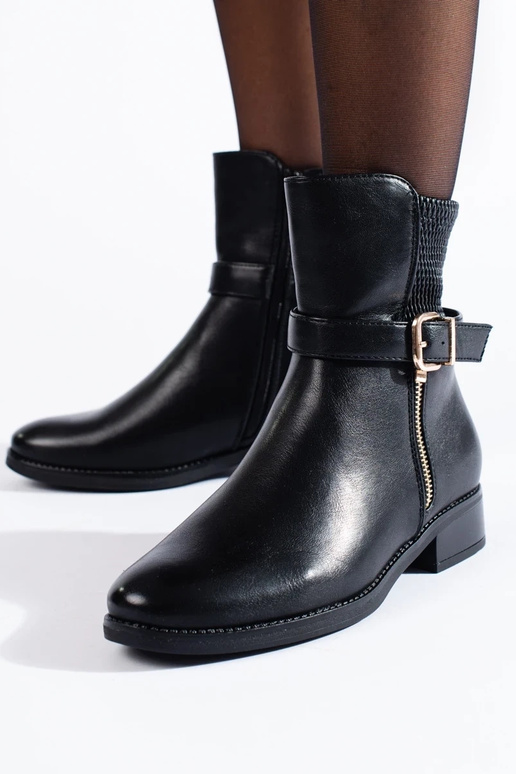 Sieviešu puszābaki virs potītes...