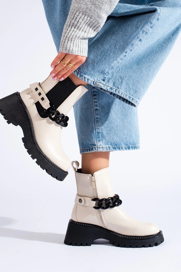 Sieviešu zābaki ar ķēdi... 2