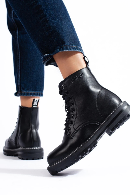 Sieviešu zābaki Melnas krāsas...