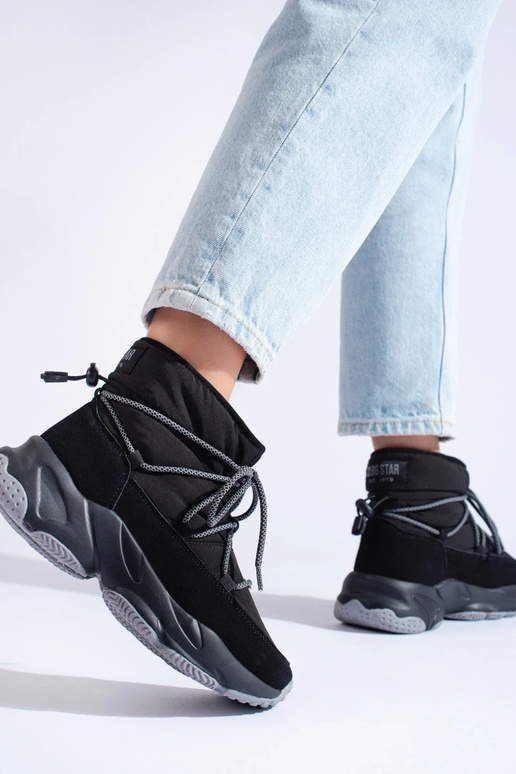 melnas krāsas Sieviešu sniega zābaki... melnas krāsas Sieviešu sniega zābaki...