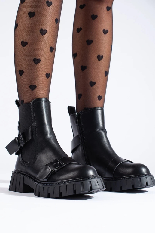 Sieviešu zābaki ar platformu Melnas...