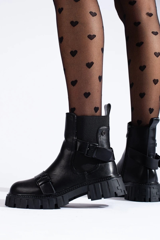 Sieviešu zābaki ar platformu Melnas...