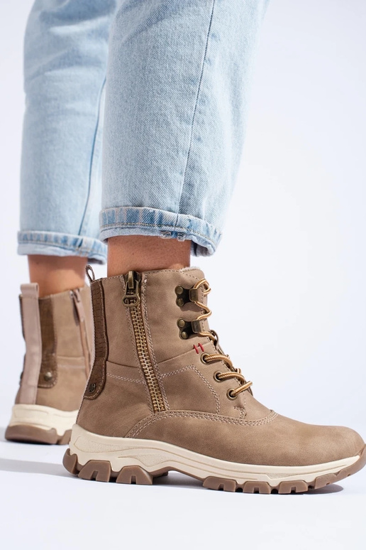 šņorējami zābaki ar dekoratīvu... šņorējami zābaki ar dekoratīvu...