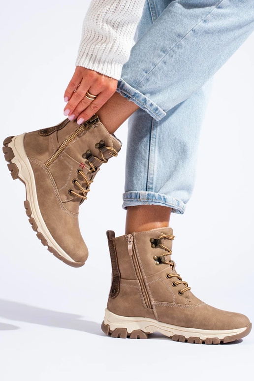 šņorējami zābaki ar dekoratīvu... šņorējami zābaki ar dekoratīvu...